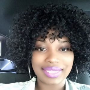 Meet your Posher, Lasheena